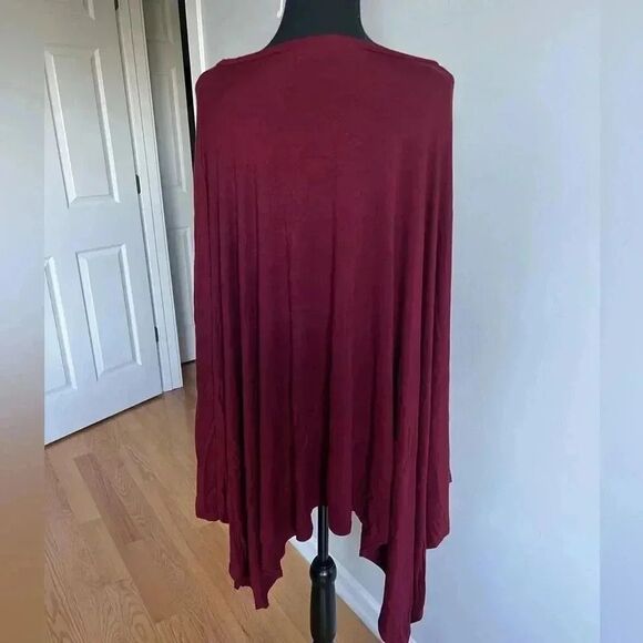 Almost Pink brand Red tunic with pockets and long sleeve - Picture 9 of 10